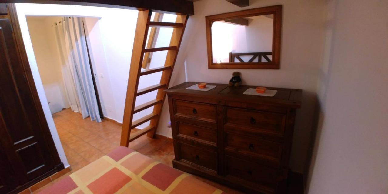 Mi Casita En Casares Appartamento Esterno foto